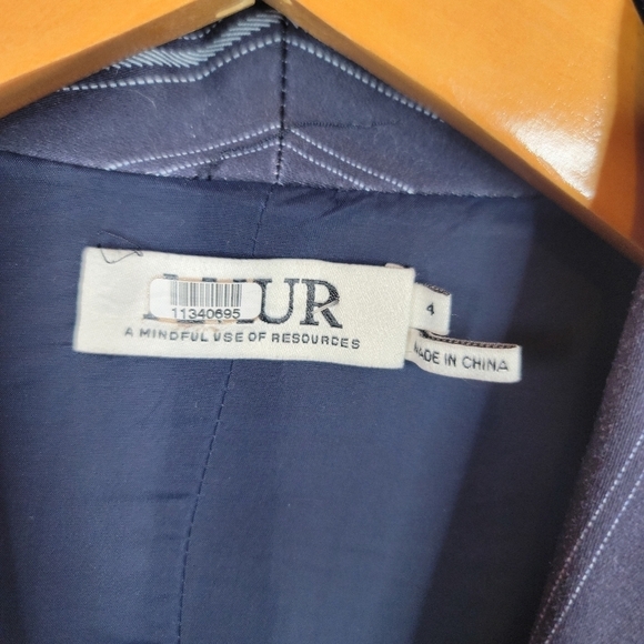 AMUR Navy Lauren Blazer - Picture 8 of 10